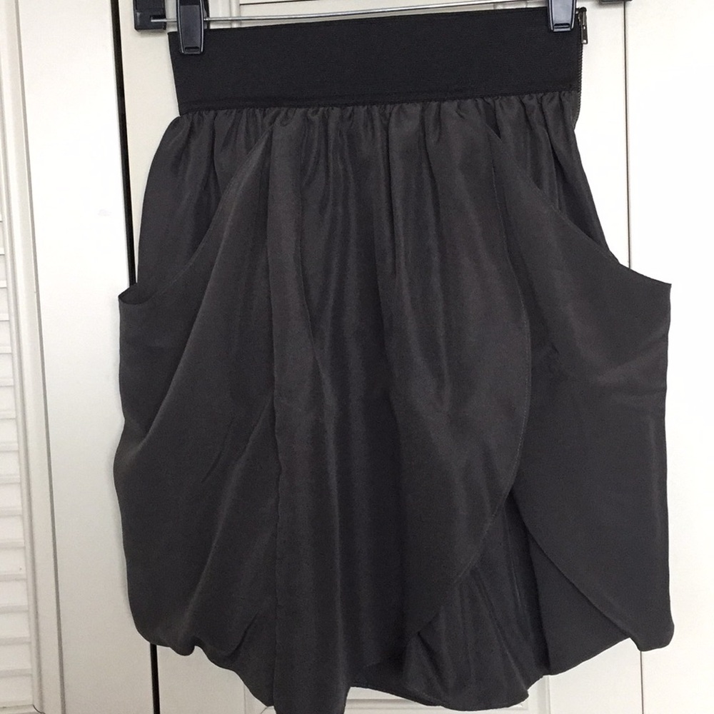 Aritzia Wilfred High Waisted Skirt